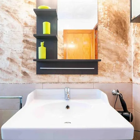 Panelo Apartment